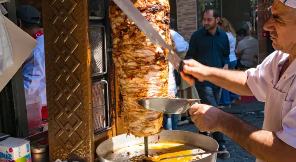 Ile kosztuje kebab w Czechach? Ceny, które Cię zaskoczą